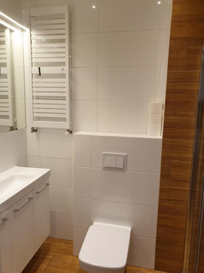 Maly Apartament W Zieleni Blisko Jeziora 스로다 비코폴스카 외부 사진